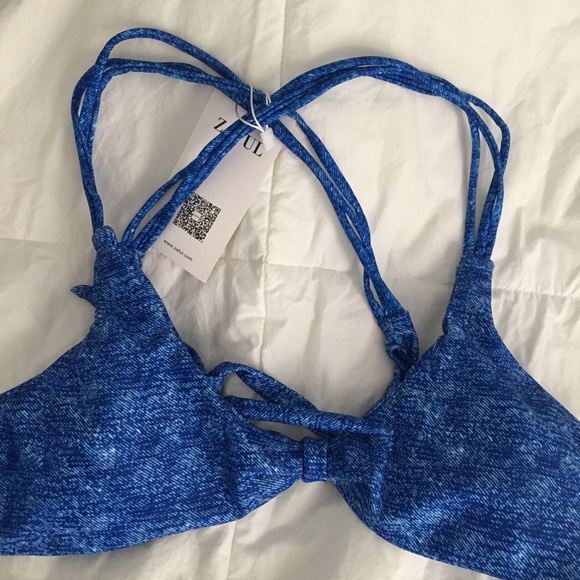 Bathing suit - Picture 2 of 5